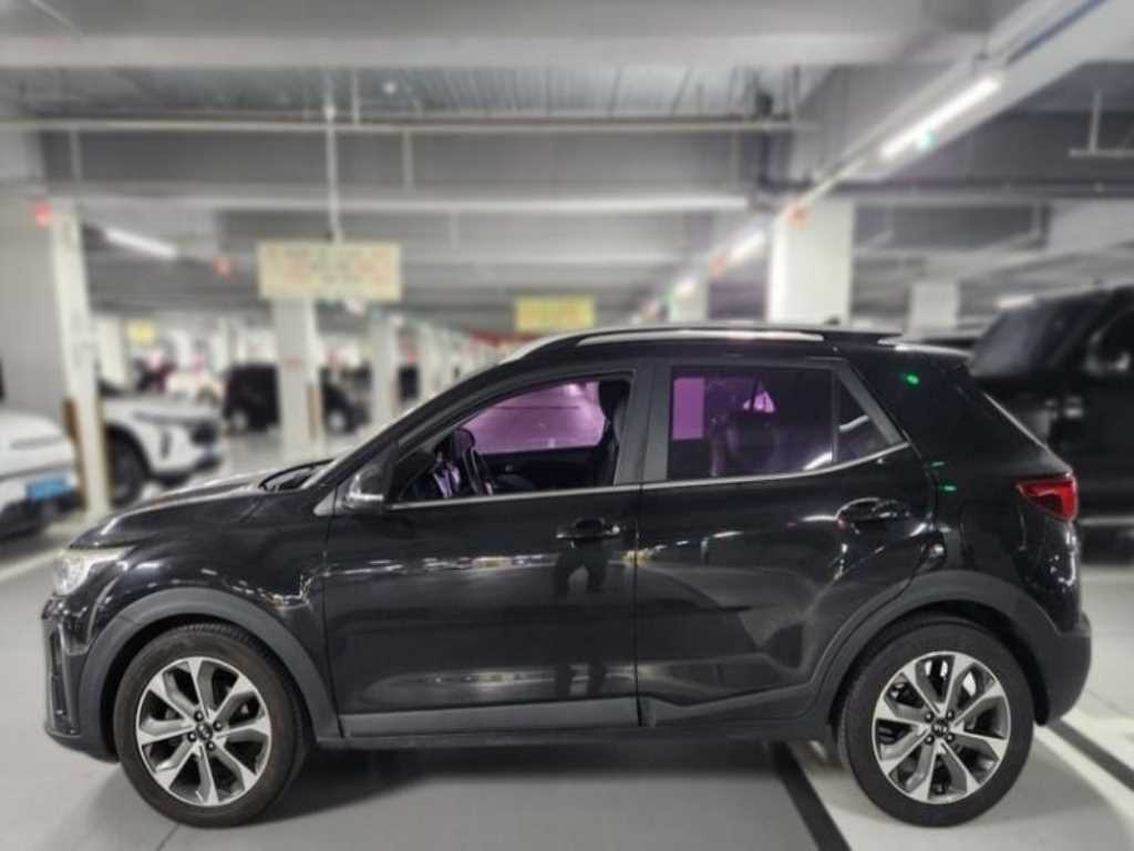 KIA Stonic - Vista 3