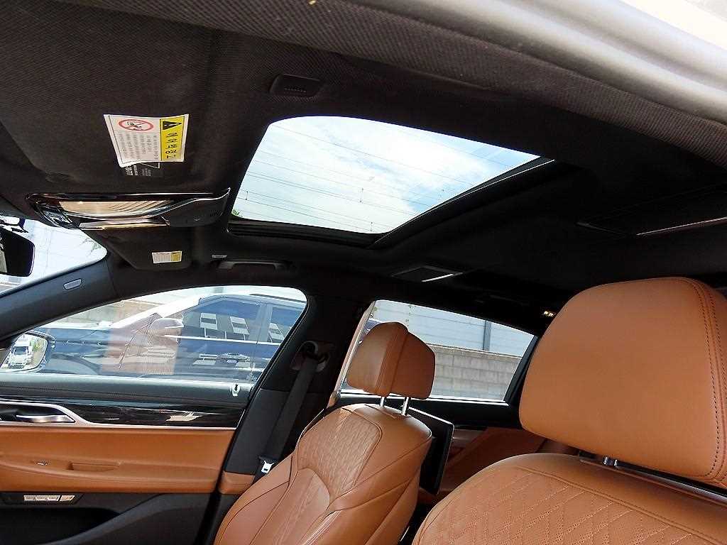 BMW 7 Series 2018 Gris - Importación desde Corea - HF Imports Iquique - Foto 17