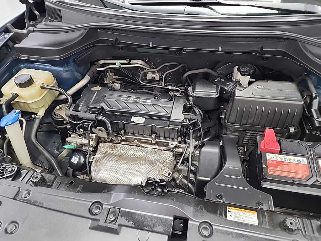 Ssangyong Tivoli - Vista 5
