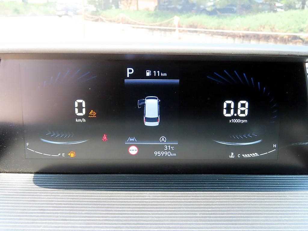 HYUNDAI Staria - Vista 9