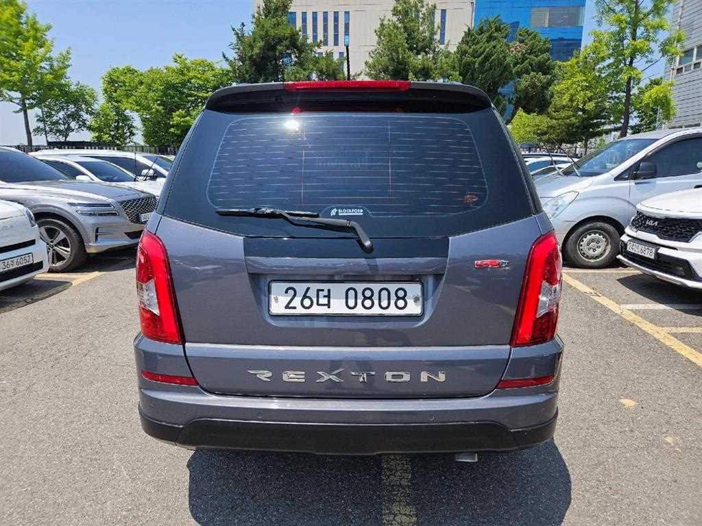 Ssangyong Rexton - Vista 3