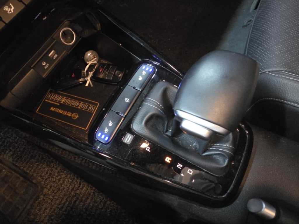KIA Stonic - Vista 10