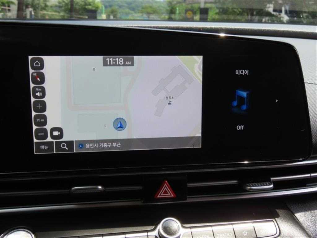 HYUNDAI Avante - Vista 8