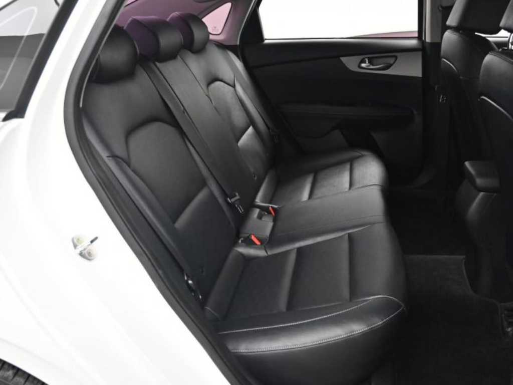 KIA K3 - Vista 12