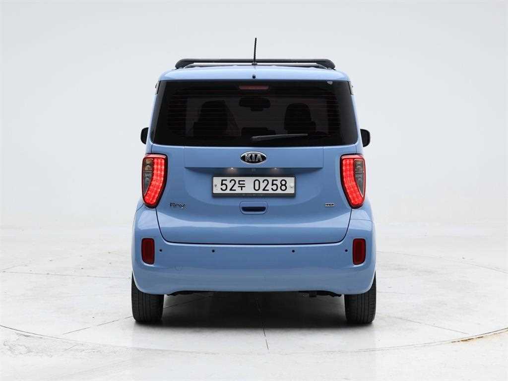 KIA Ray - Vista 5