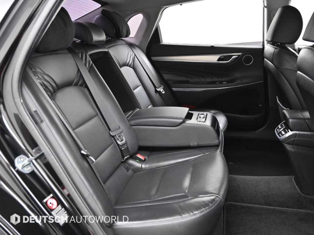 HYUNDAI Grandeur - Vista 12