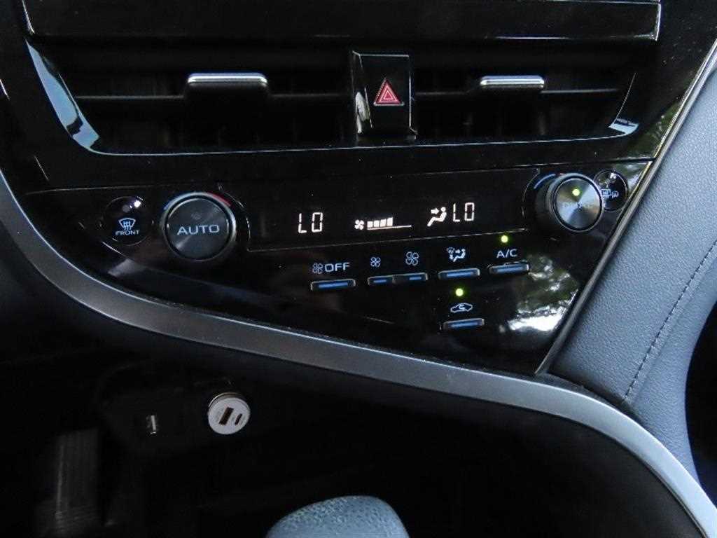 Toyota Camry - Vista 7