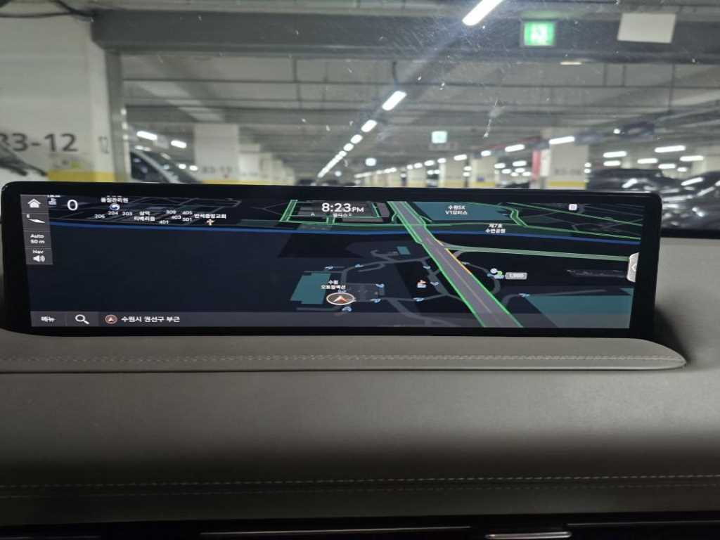 Genesis GV80 - Vista 8