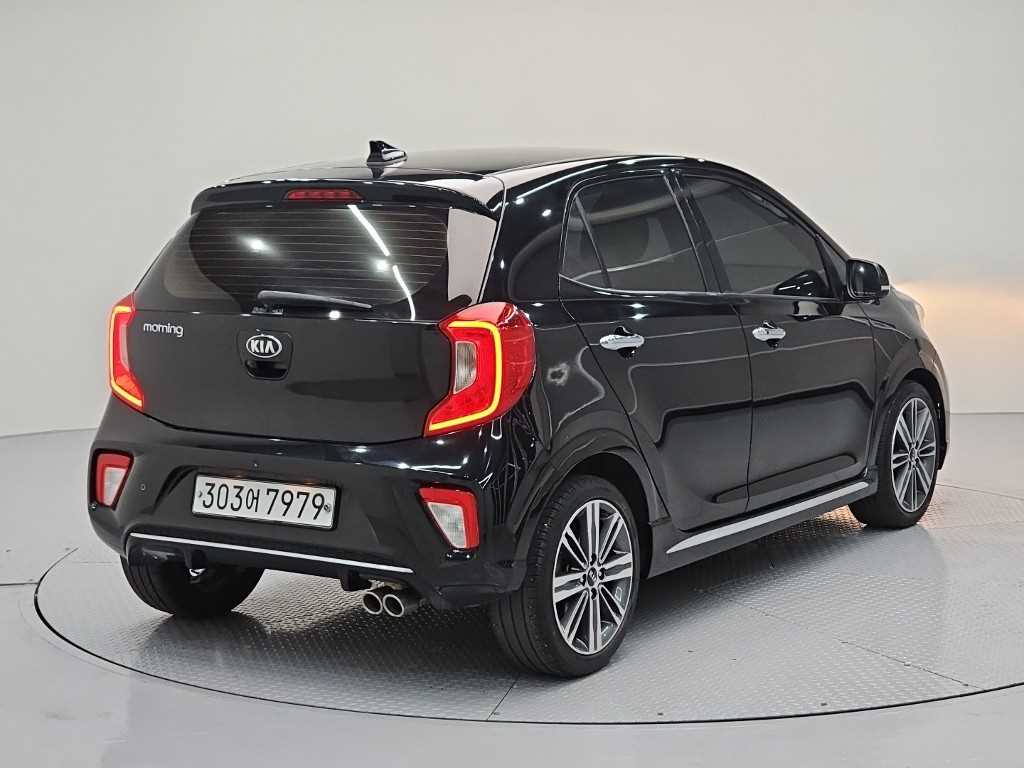 KIA Morning - Vista 4