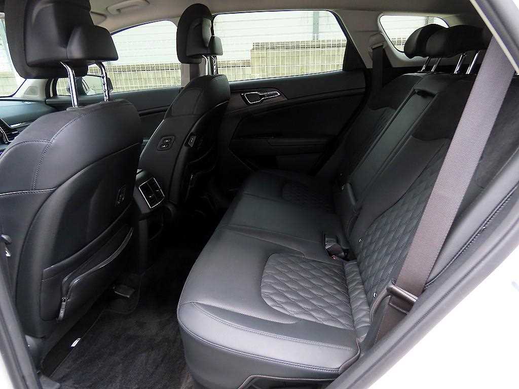 KIA Sportage - Vista 6