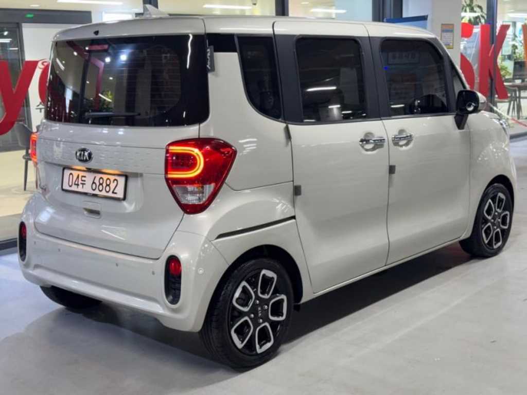 KIA Ray - Vista 5