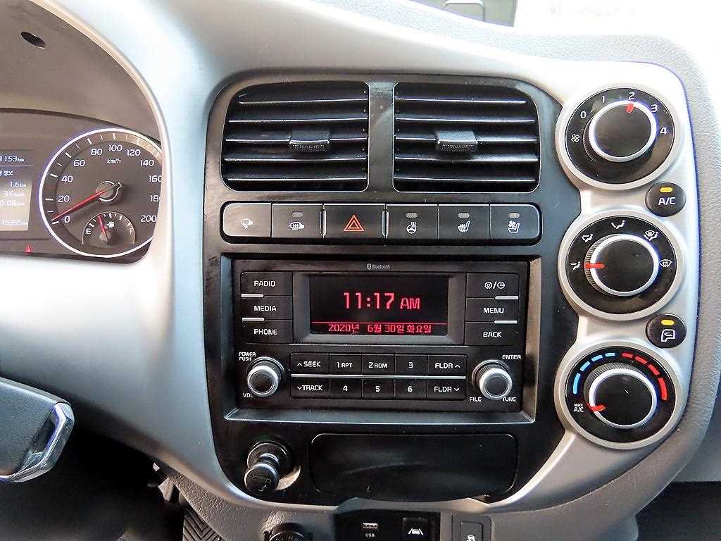 Small Truck Top_sliding tower car 2025 Blanco - Importación desde Corea - HF Imports Iquique - Foto 14