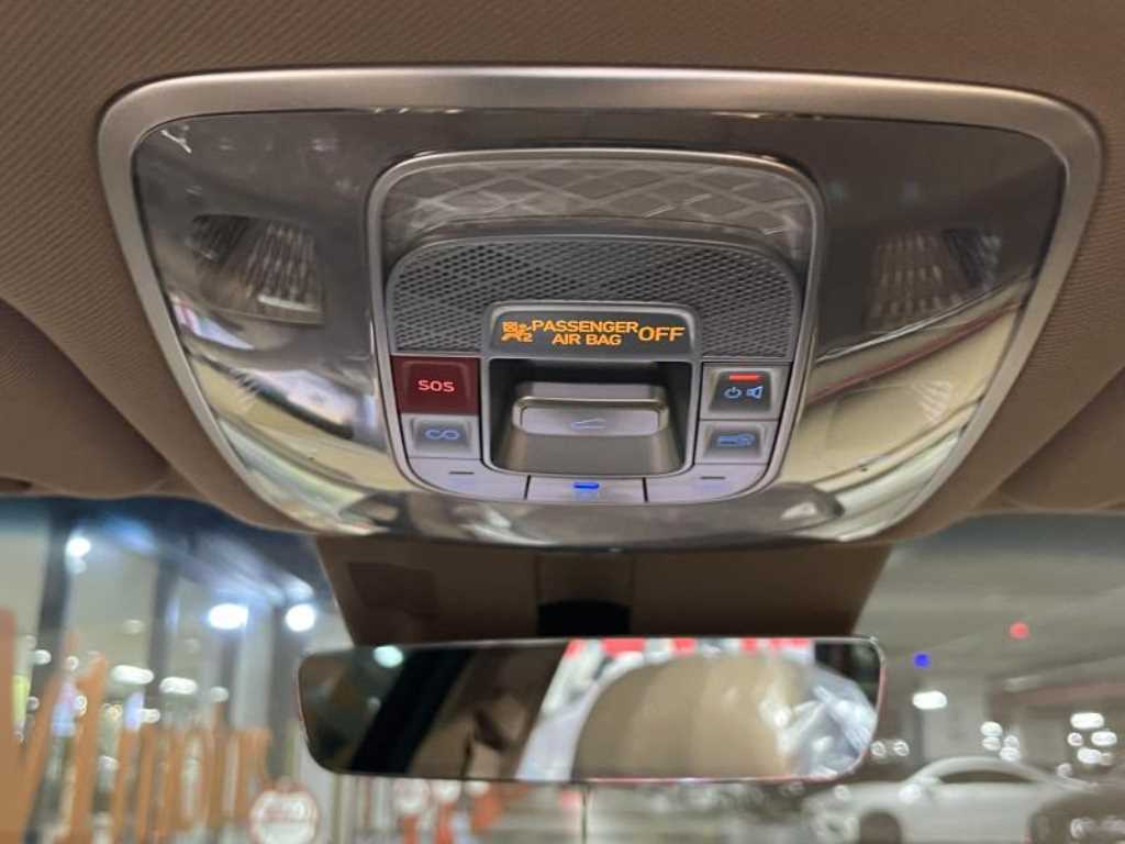 Genesis G80 - Vista 8