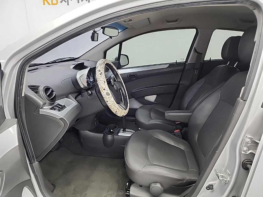 Chevrolet Spark - Vista 11