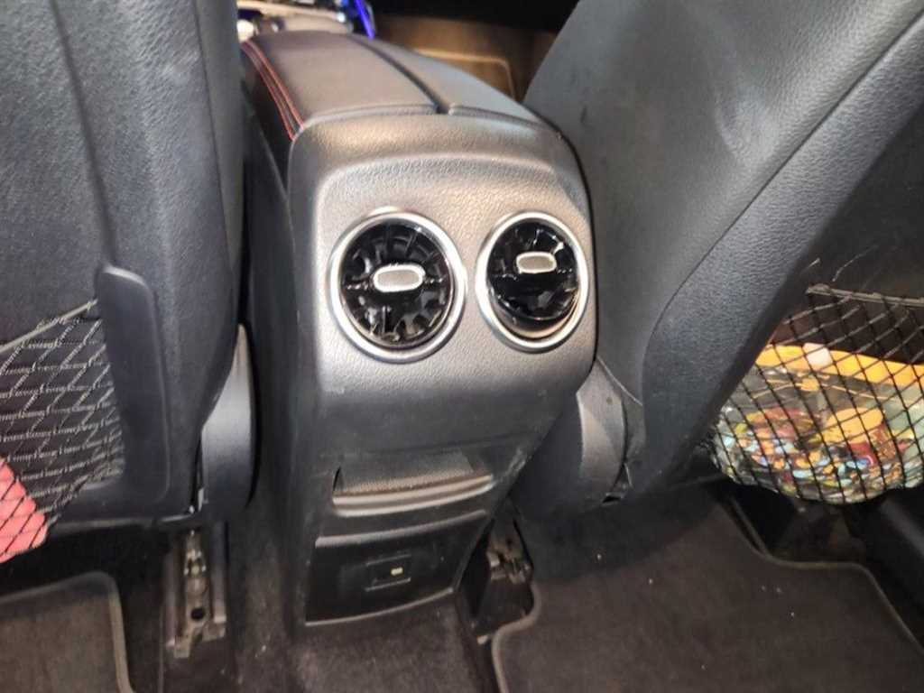 Mercedes Benz GLB Class 2021 Negro - Importación desde Corea - HF Imports Iquique - Foto 13