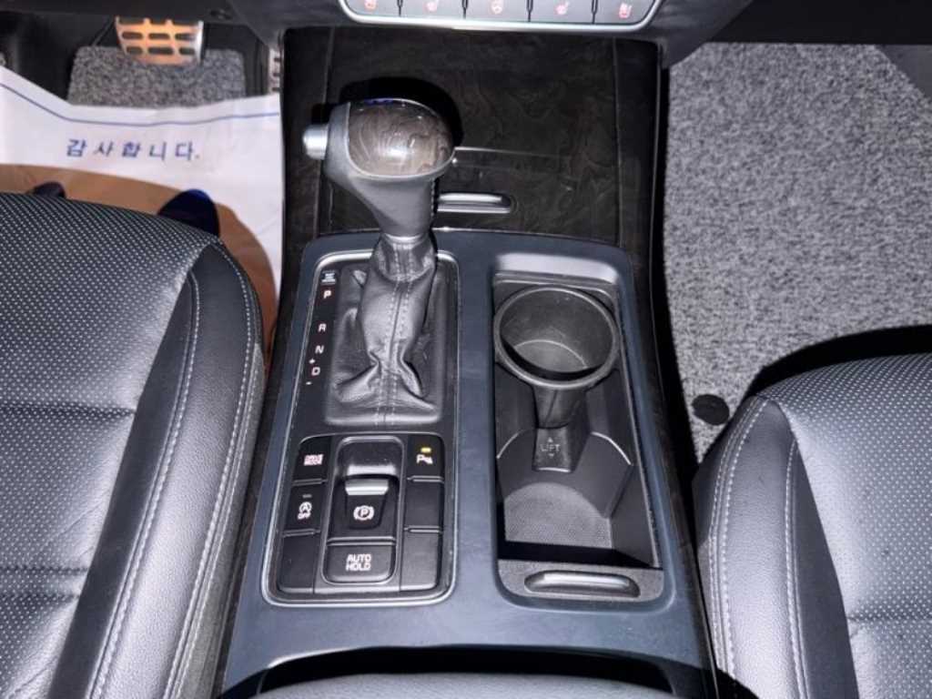 KIA Sorento - Vista 10