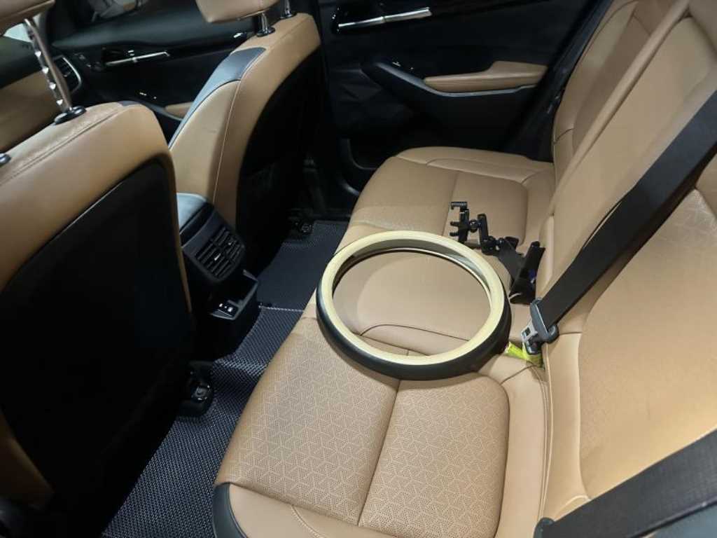 KIA Seltos - Vista 11