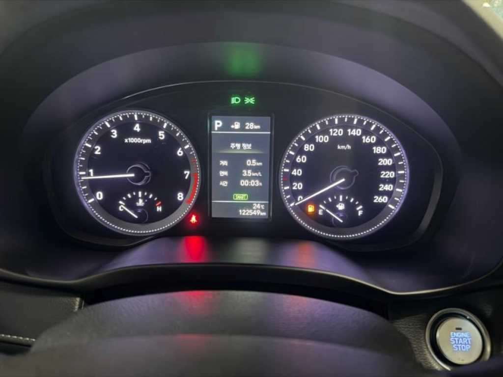 HYUNDAI Grandeur - Vista 9