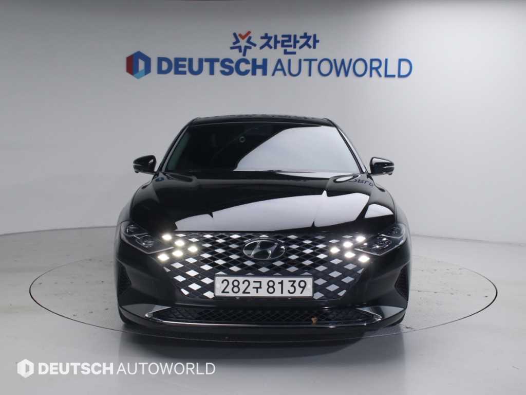HYUNDAI Grandeur - Vista 2