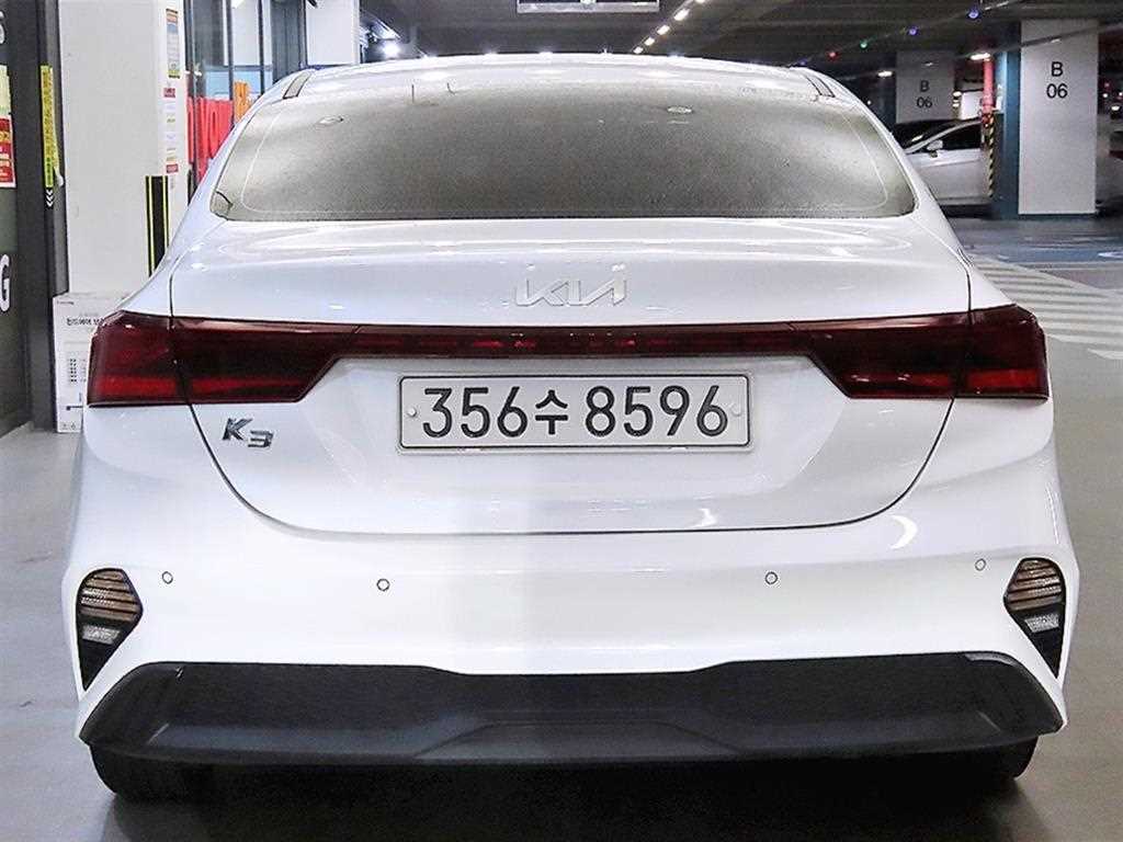 KIA K3 - Vista 5