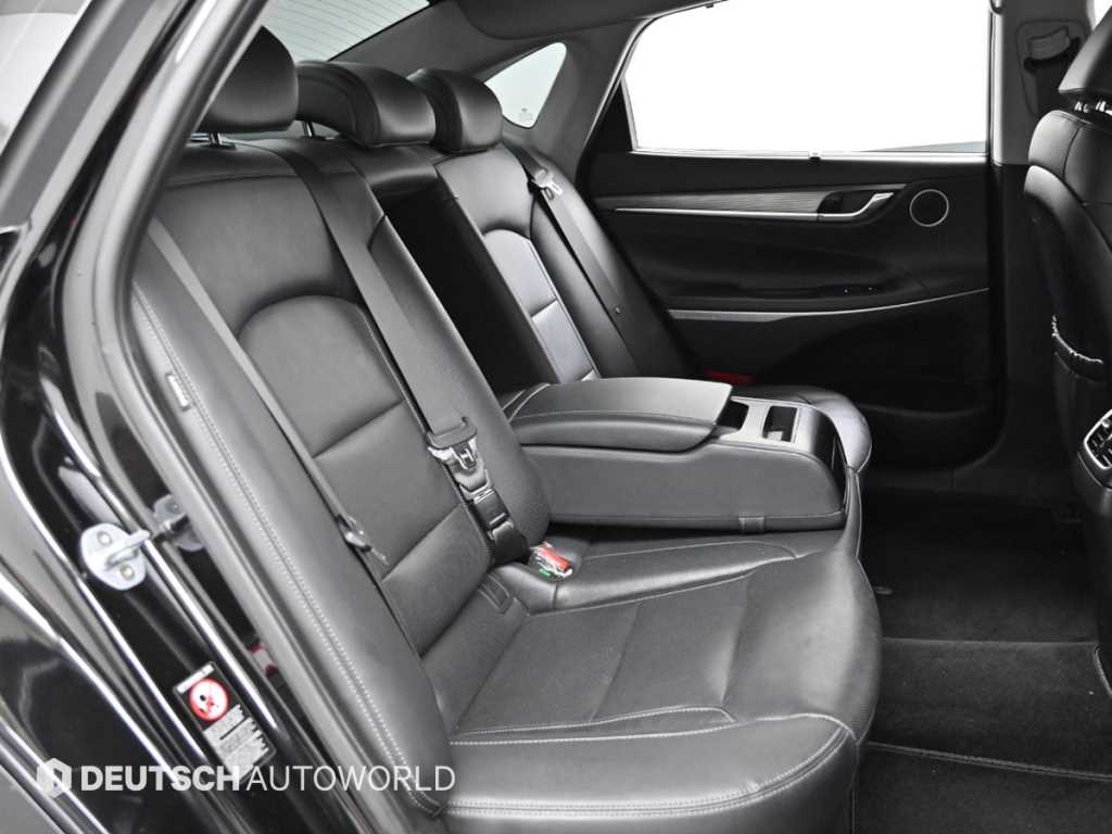 HYUNDAI Grandeur - Vista 12