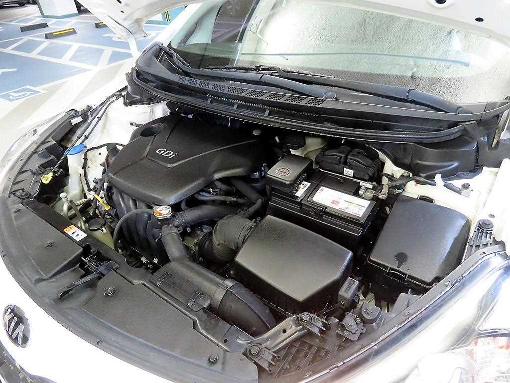 KIA K3 2014 Blanco - Importación desde Corea - HF Imports Iquique - Foto 19