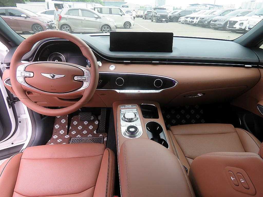 Genesis GV70 - Vista 9