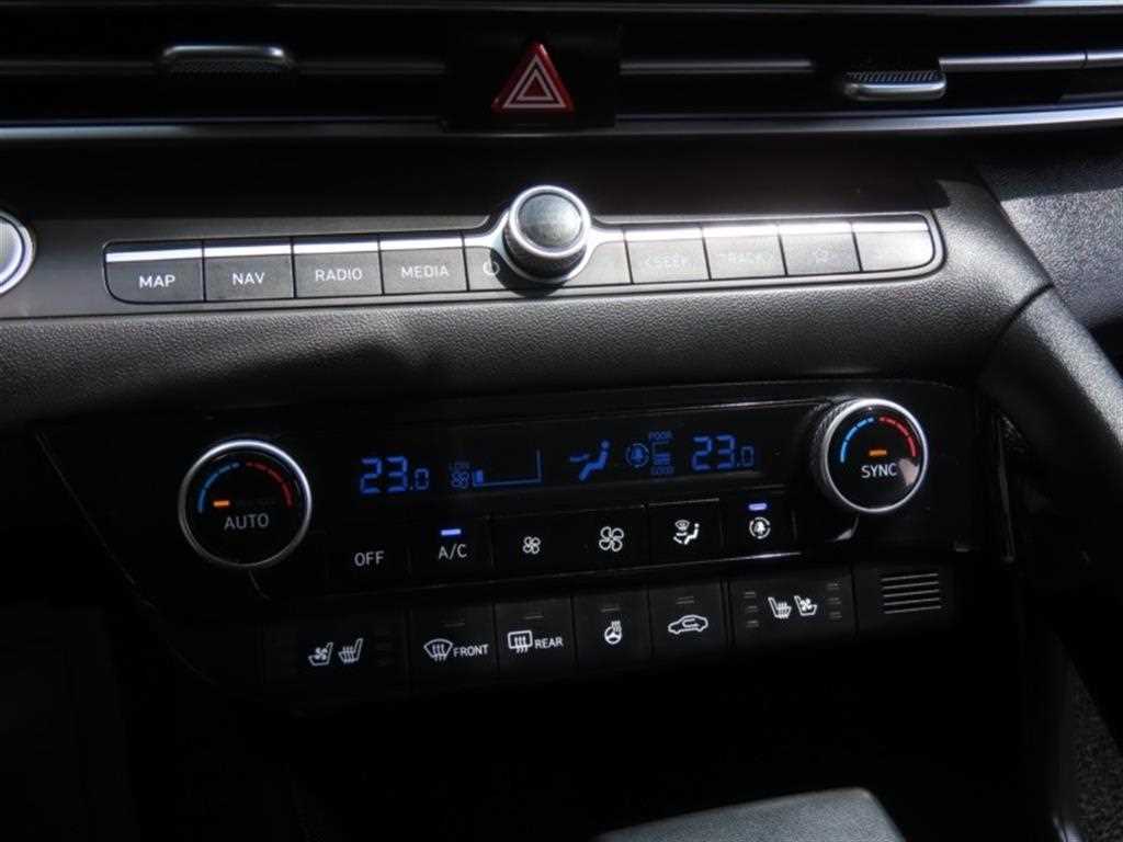 HYUNDAI Avante - Vista 7