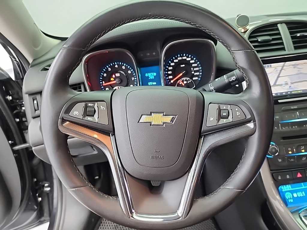 Chevrolet Malibu - Vista 9