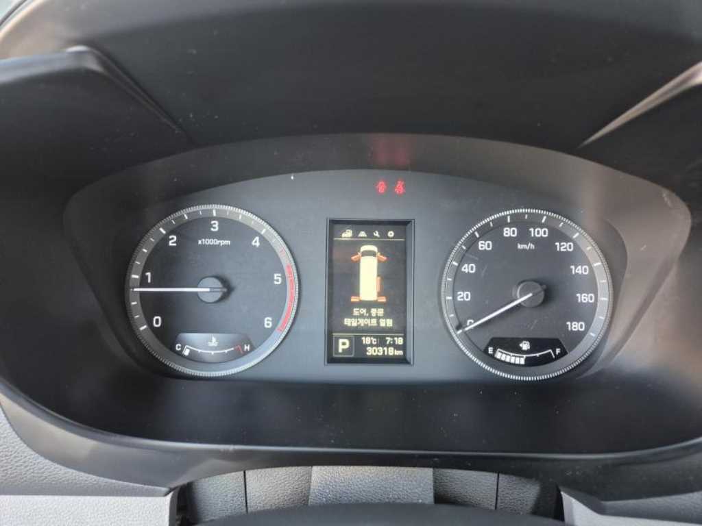 HYUNDAI Solati - Vista 10