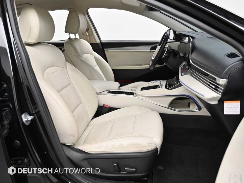 HYUNDAI Grandeur - Vista 9