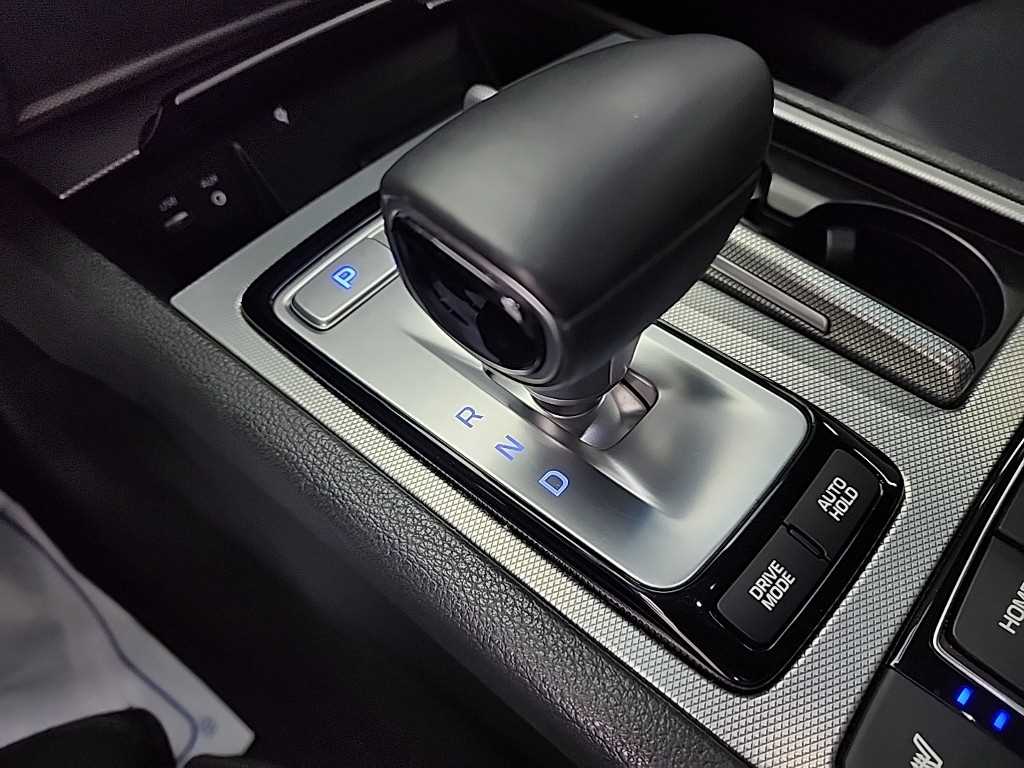 Genesis G80 - Vista 8