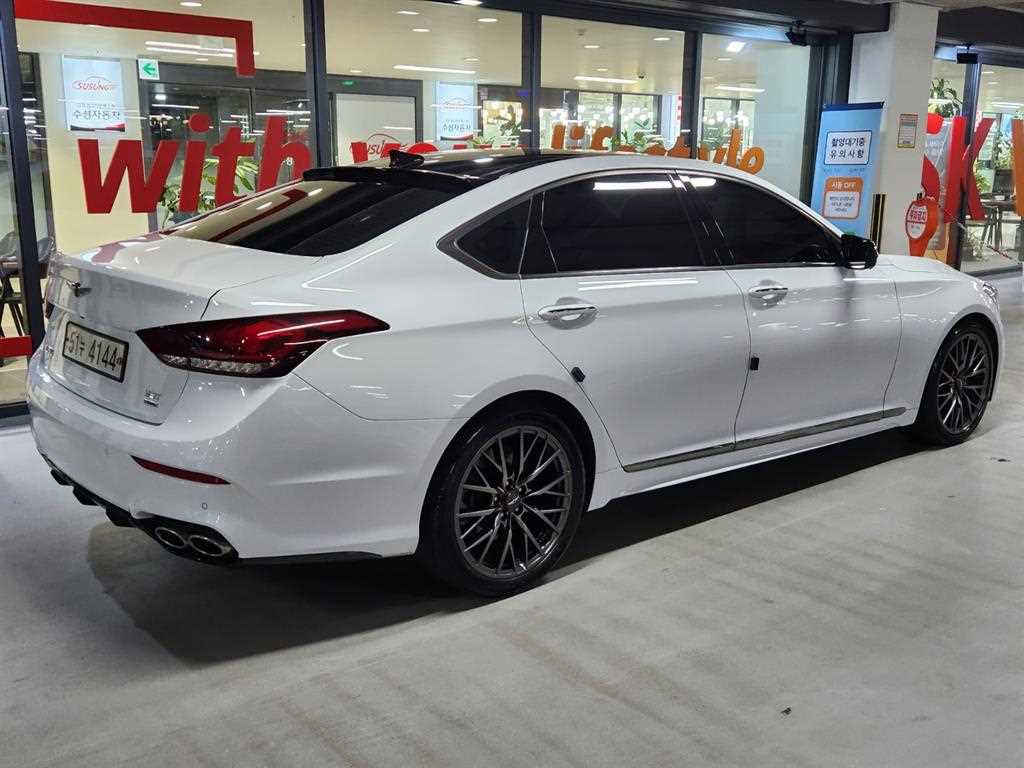 Genesis G80 - Vista 4