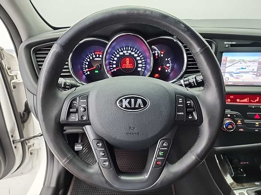 KIA K5 - Vista 9