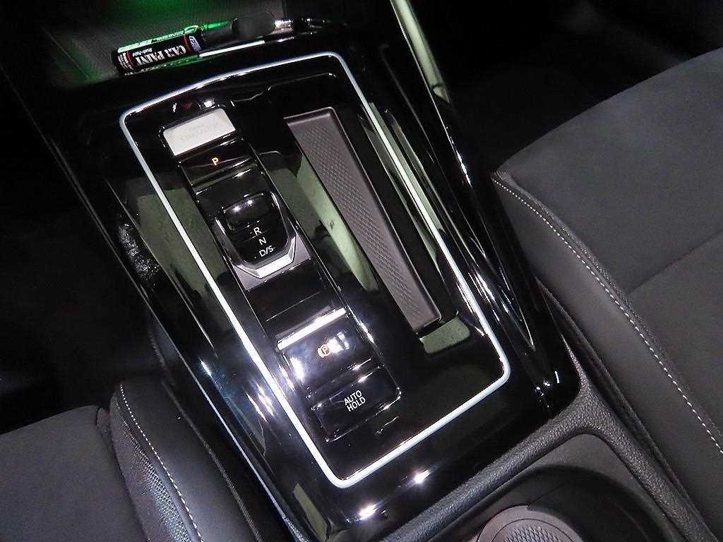 Volkswagen Golf - Vista 12