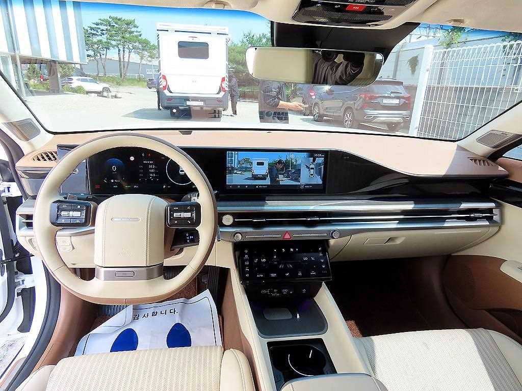 HYUNDAI Grandeur - Vista 7