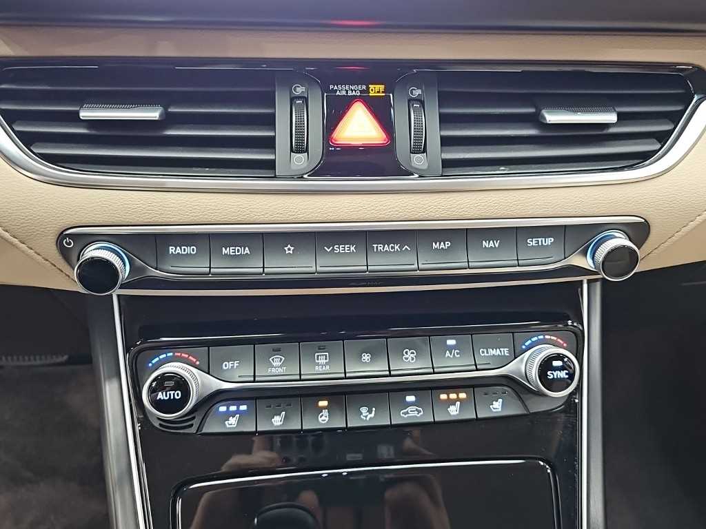 HYUNDAI Grandeur - Vista 10
