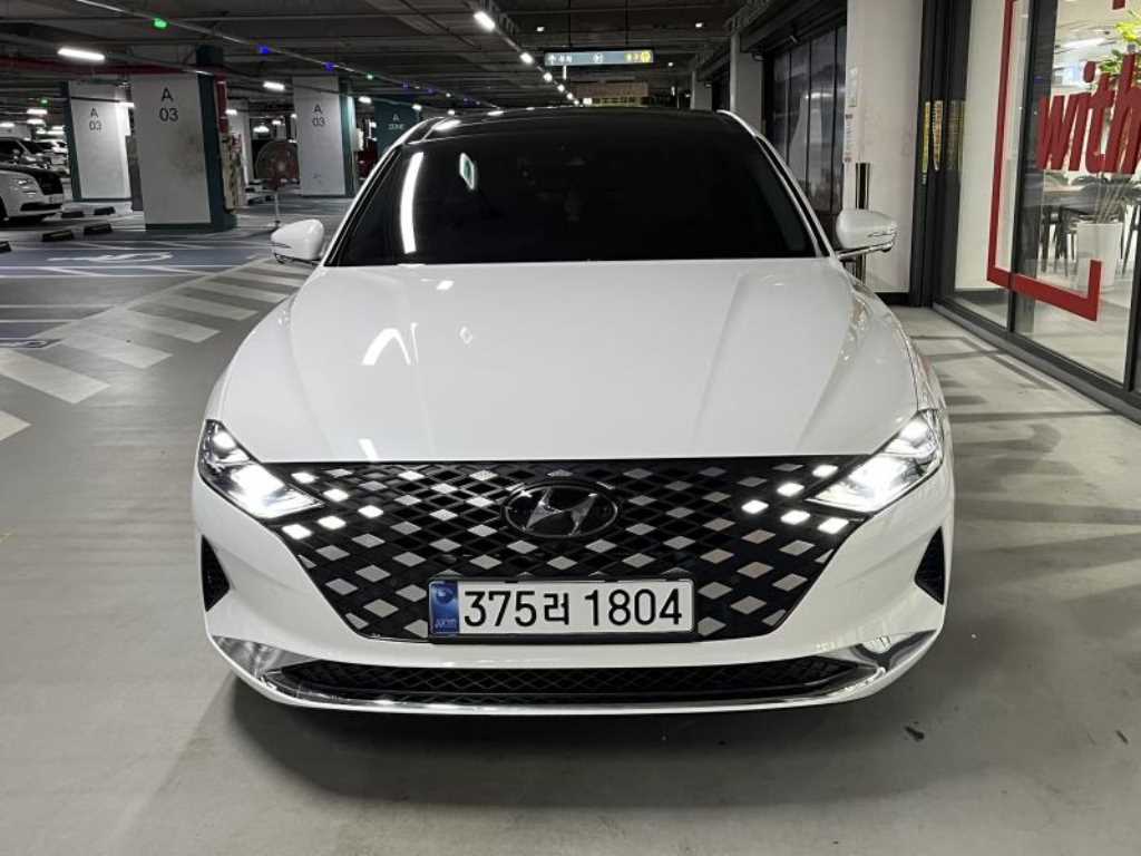 HYUNDAI Grandeur - Vista 4