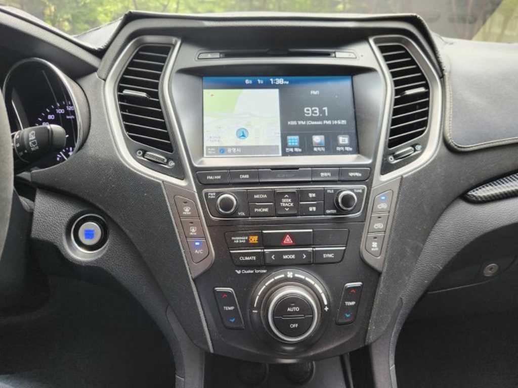 HYUNDAI Maxcruz - Vista 10