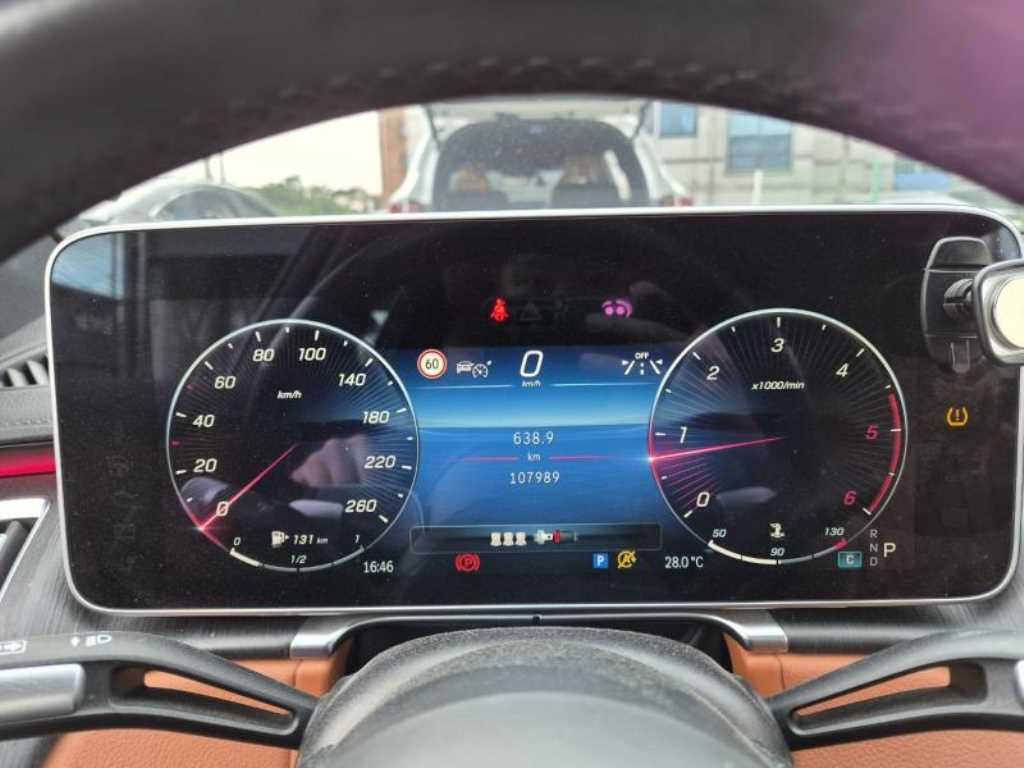Mercedes Benz S Class - Vista 8