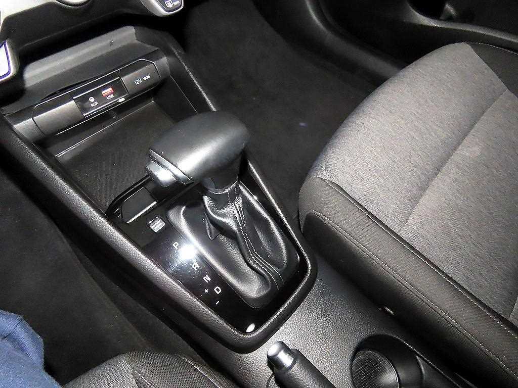 KIA Stonic - Vista 12
