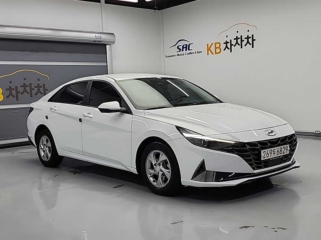 HYUNDAI Avante - Vista 4