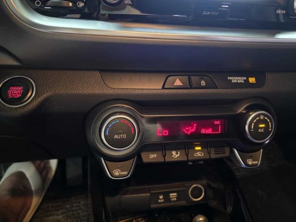 KIA Stonic - Vista 9