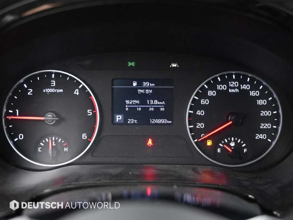 KIA Seltos - Vista 8