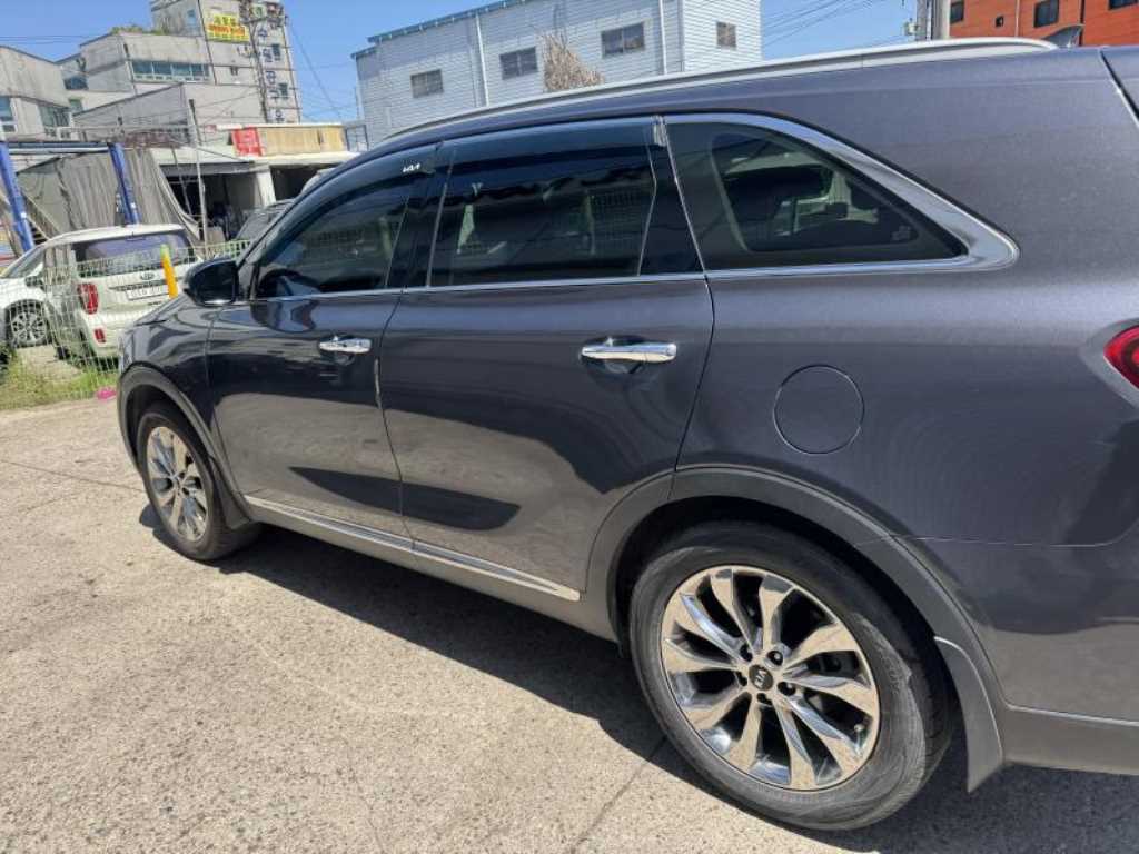 KIA Sorento - Vista 6
