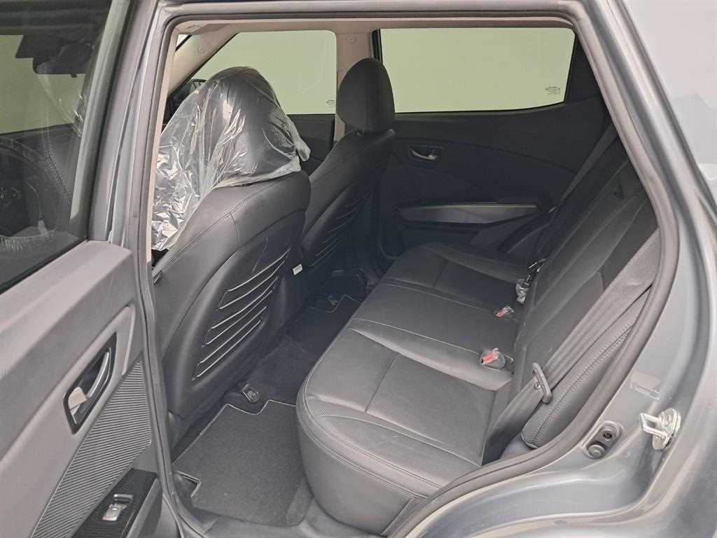 Ssangyong Tivoli - Vista 12