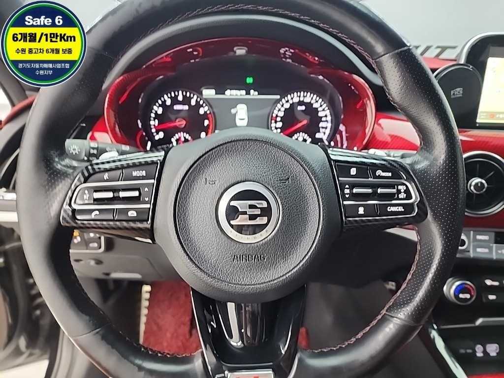 KIA Stinger - Vista 9