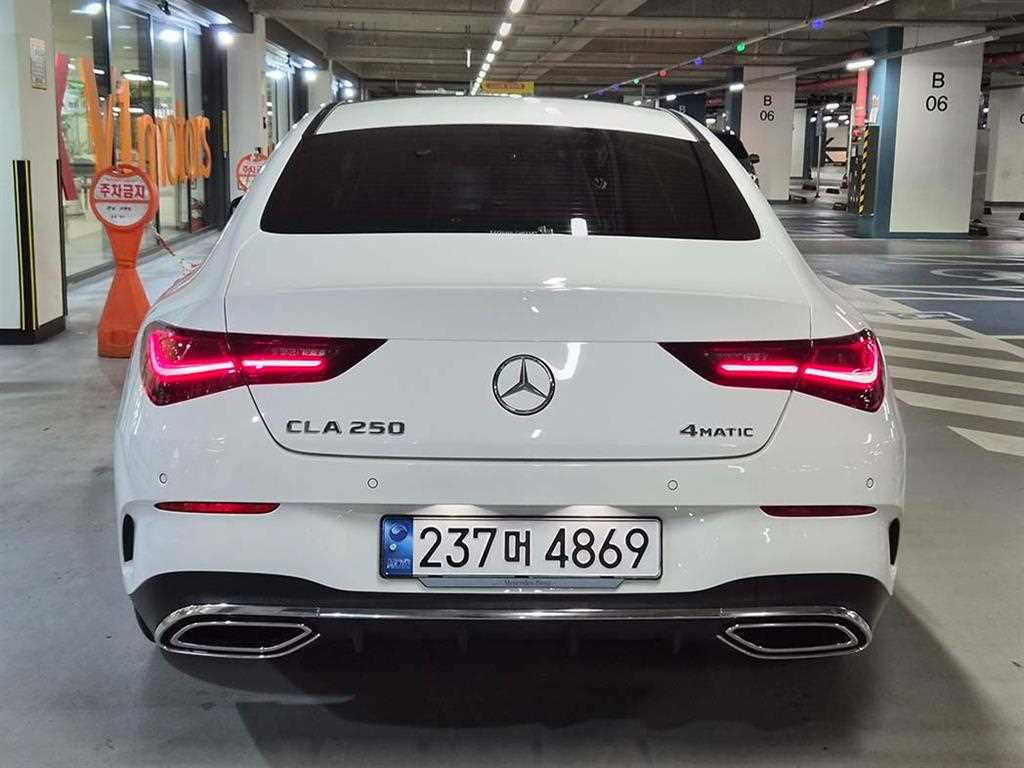 Mercedes Benz CLA Class - Vista 5