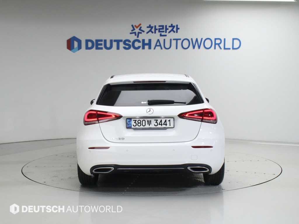 Mercedes Benz A Class - Vista 4