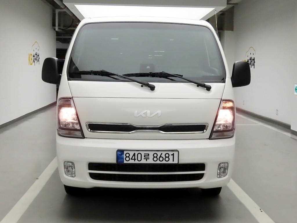 Small Truck Cargo (small) 2022 Blanco - Importación desde Corea - HF Imports Iquique - Foto 1